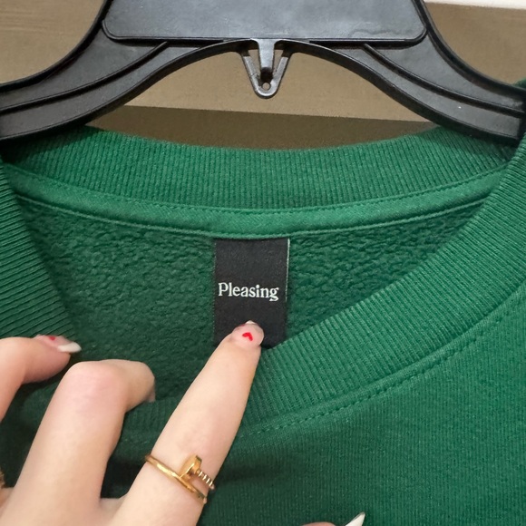 Pleasing a crewneck in green - Picture 3 of 4